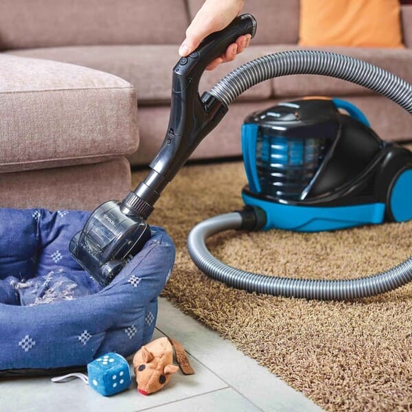 Пылесосы со встроенным аквафильтром будут особенно полезны аллергикам и тем, у кого есть маленькие дети Пылесос с водным фильтром