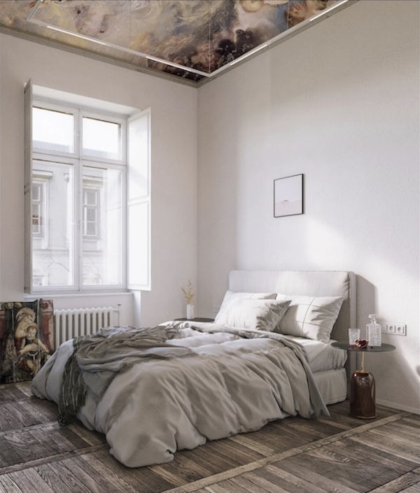 Комната с двуспальной кроватью, потолок расписан в стиле ренессанса, на полу стоит картина Богородицы