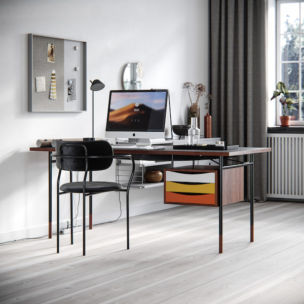 Стол с разноцветными ящиками