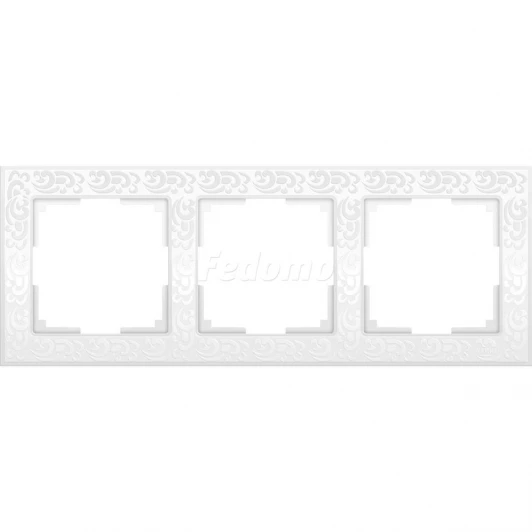 WL05-Frame-03-white Рамка на 3 поста Werkel Flock, белый