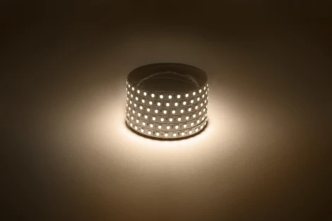 Светодиодная лента теплый белый 12V 5м ЭРА LS2835-120LED-IP20-WW
