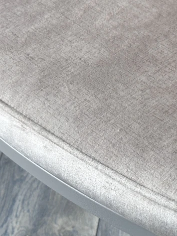 Стул ДИАНА (DIANA) цвет 207 античный бежевый, велюр / латте каркас M-City 64416