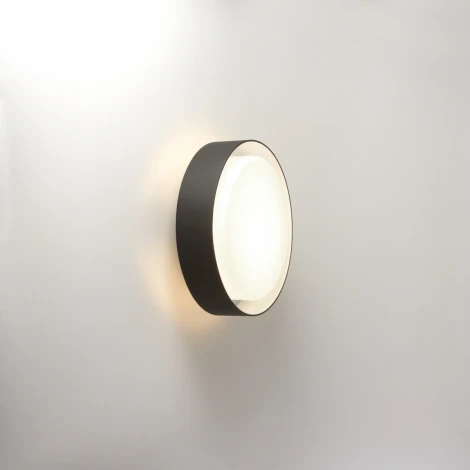 Настенно-потолочный светильник Plaff-on! 33 LED IP54 DALI-2 черный Marset A628-055 (097737)