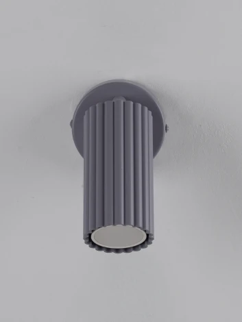 Спот с выключателем Moderli Cora V12146-1W