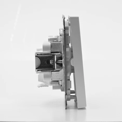 Выключатель одноклавишный (лотос) Systeme Electric GAL001311S