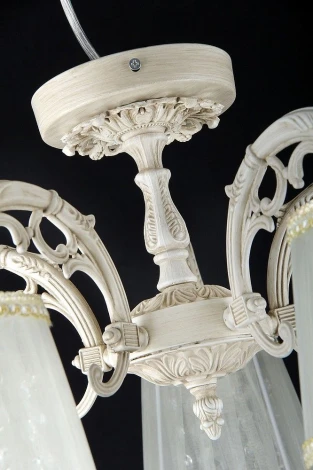Потолочная люстра Maytoni Elegant 18 ARM020-05-W