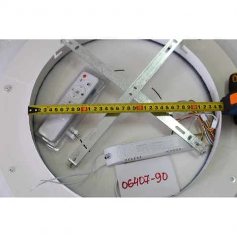 Потолочный светильник Omnilux White OML-06407-90
