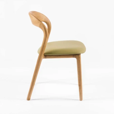Стул Юки массив дуба бесцв. матовый натуральная кожа фисташковый Stool Group УТ000042922
