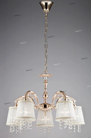 Подвесная люстра Maytoni Elegant 18 ARM020-05-G