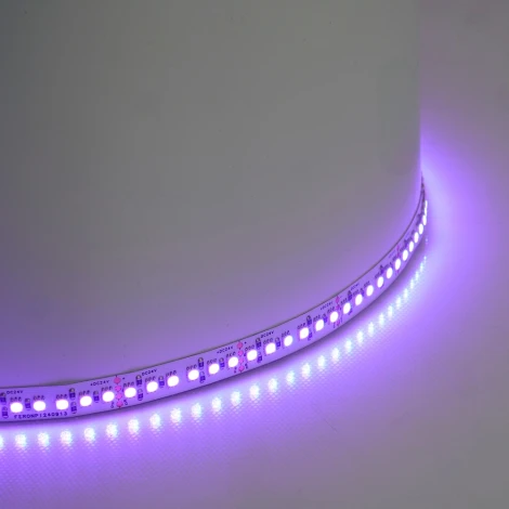 Светодиодная LED лента 180SMD(5050)/м 16Вт/м 24V RGB IP20 Feron LS502 51824