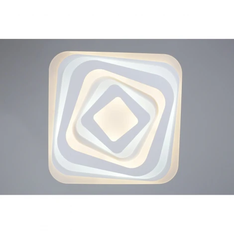 Потолочный светильник Omnilux White OML-06107-90
