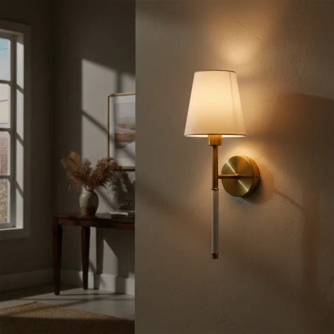 Бра ST Luce Регалия SL1406.301.01 Латунь/Белый E14 1*40W