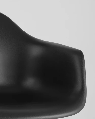 Стул черный Eames DAR УТ000001386