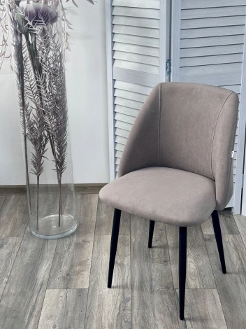 Стул ПЬЕР цвет Marseille-16 Капучино, велюр / Черный каркас M-City 64597