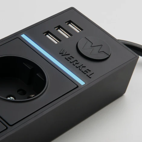 Розеточный блок 4-х местный + 3 USB черный W6514908 (a051459)