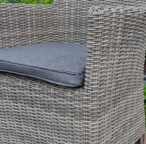 Комплект плетеной мебели AM-395C/T395 Grey (4+1) Afina