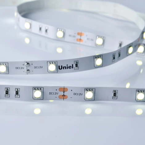 Светодиодная лента Uniel ULS-M22-5050-30LED/m-10mm-IP20-DC12V-7,2W/m-5M-6500K PROFI катушка в герметичной упаковке