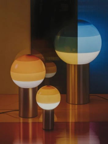 Настольная лампа Dipping Light M янтарный-матовая латунь Marset A691-452-3015-27K (073548)