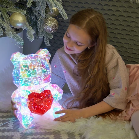 Светильник декоративный «Мишка с сердцем», с USB проводом. 200 светодиодов, цвет корпуса радужный Uniel ULD-R508 USB BEAR WITH HEART