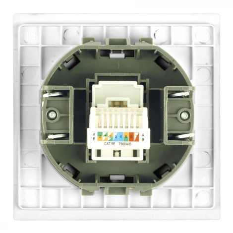 Розетка компьютерная 1-местная RJ-45 (механизм) RST00-3117-01 белая магнолия Stekker Мия 50436
