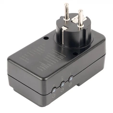 Реле напряжения для розетки регулируемое VPR-200B 230В 16A черный Stekker 50690
