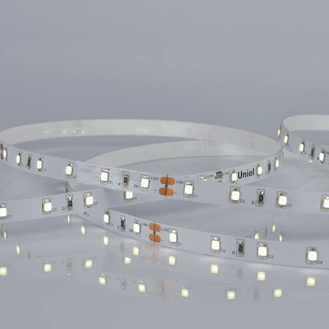 Светодиодная лента Uniel ULS-2835-60LED/m-8mm-IP20-DC24V-6W/m-5M-DW катушка в герметичной упаковке