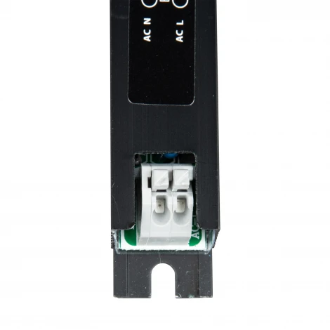 Блок питания ультратонкий 24Вт Uniel UET-WAK-024A20 12V IP20