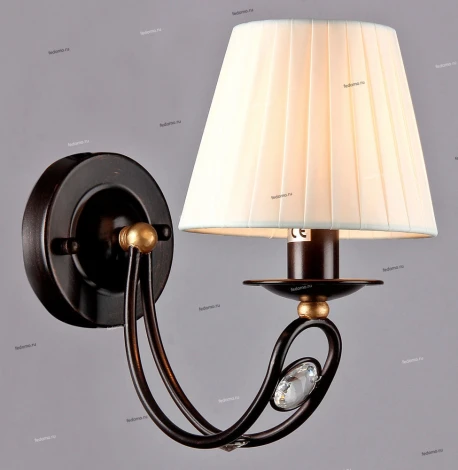 Бра Maytoni Elegant 30 ARM348-01-R