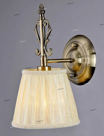 Бра Maytoni Vesta ARM330-01-R