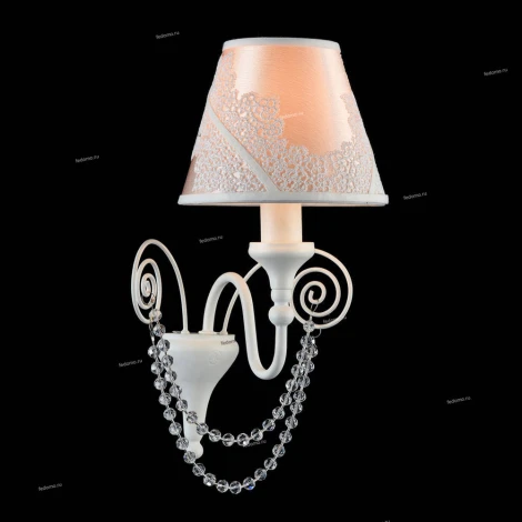 Бра Maytoni Lucy ARM042-01-W