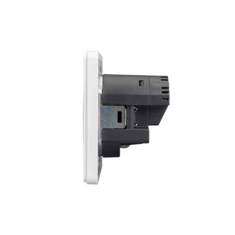 Розетка 1-ая с/з с/у з/ш 16А с USB A+C быстрой зарядки 5В/3А перламутр Kranz Round KR-78-0704-1