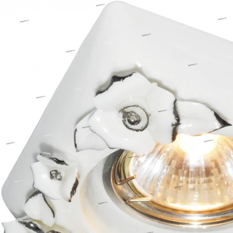 Встраиваемый точечный светильник Arte Lamp Fragile A5264PL-1SA
