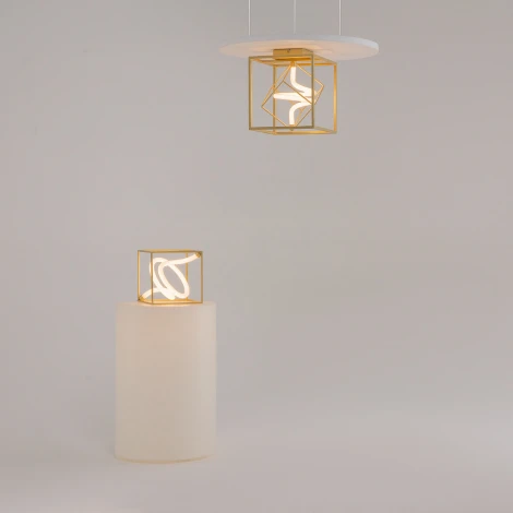 Настольная лампа Maytoni Membrane MOD345TL-L11BS3K (LED, 220V, выключатель, куб)
