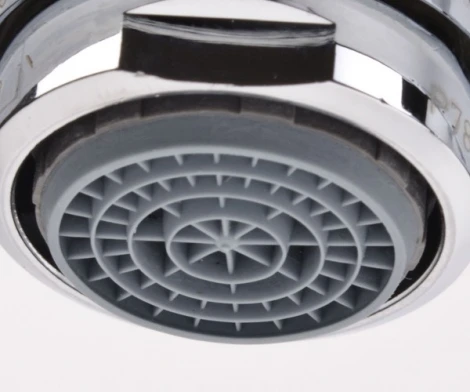 Смеситель Hansgrohe Focus E 31780000 для кухонной мойки