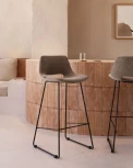 Zahara Барный стул коричневый с черными стальными ножками 76 см La Forma (ex Julia Grup) арт.148497