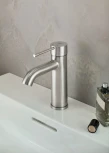 Смеситель Grohe Essence New 23590001 для раковины