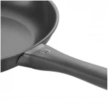 Сковорода 20 см с антипригарным покрытием Madura Plus 66299-206 Zwilling