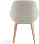 Стул Konna из белой ткани букле с ножками из массива ясеня La Forma (ex Julia Grup) арт.110294