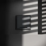 Розетка с заземлением, шторками и крышкой (графит) Voltum S70 VLS040307