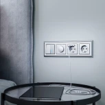 Розетка с заземлением, шторками и USBх2 (серебряный) W1171506 (a051497)