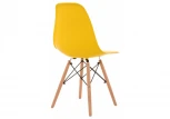 Пластиковый стул eames pc-015 желтый