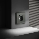 Розетка с заземлением, шторками и USB Type A+С (титан) Voltum S70 VLS040506