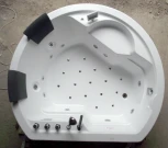 Акриловая ванна Gemy G9053 K