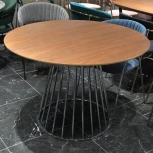 Стол Liverpool диам.110см, орех с хромированными ножками Bradex Home FR 0318