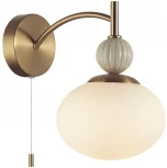 Бра с выключателем сонетка Lumion Gloriya 8272/1W NEOCLASSI латунь/бежевый/белый, металл/керамика/стекло Е14 1*40W 220V (шар)