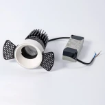 Точечный встраиваемый светодиодный светильник, круглая рамка, белый отражатель Fiberli Mr1215 12130103