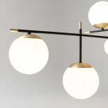 Потолочная люстра на штанге Maytoni Nostalgia MOD048PL-09G (220V, шарики)