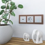 Рамка на 3 поста (коричневый алюминий) W0031714 (a050955)