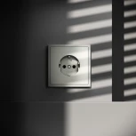 Розетка с заземлением (сталь) Voltum S70 VLS040105