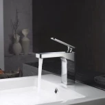 Смеситель Timo Torne 4360/00G для раковины с гигиеническим душем